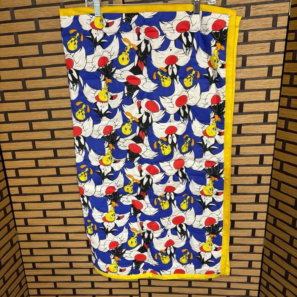 Looney Toons Light Weight‎ Blanket